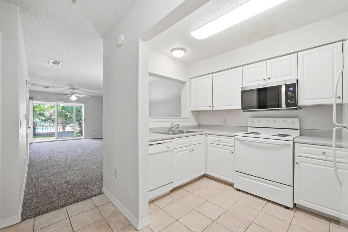 Apartment for rent at 4270 Calinda Lane, Niceville, FL 32578