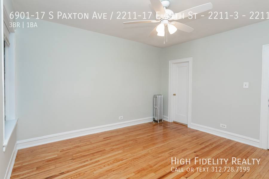 Apartment for rent at 6901-17 S Paxton Ave 2211-17 E 69th St #3, Chicago, IL 60649