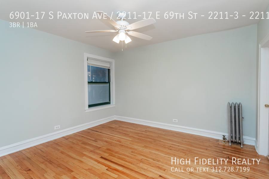 Apartment for rent at 6901-17 S Paxton Ave 2211-17 E 69th St #3, Chicago, IL 60649