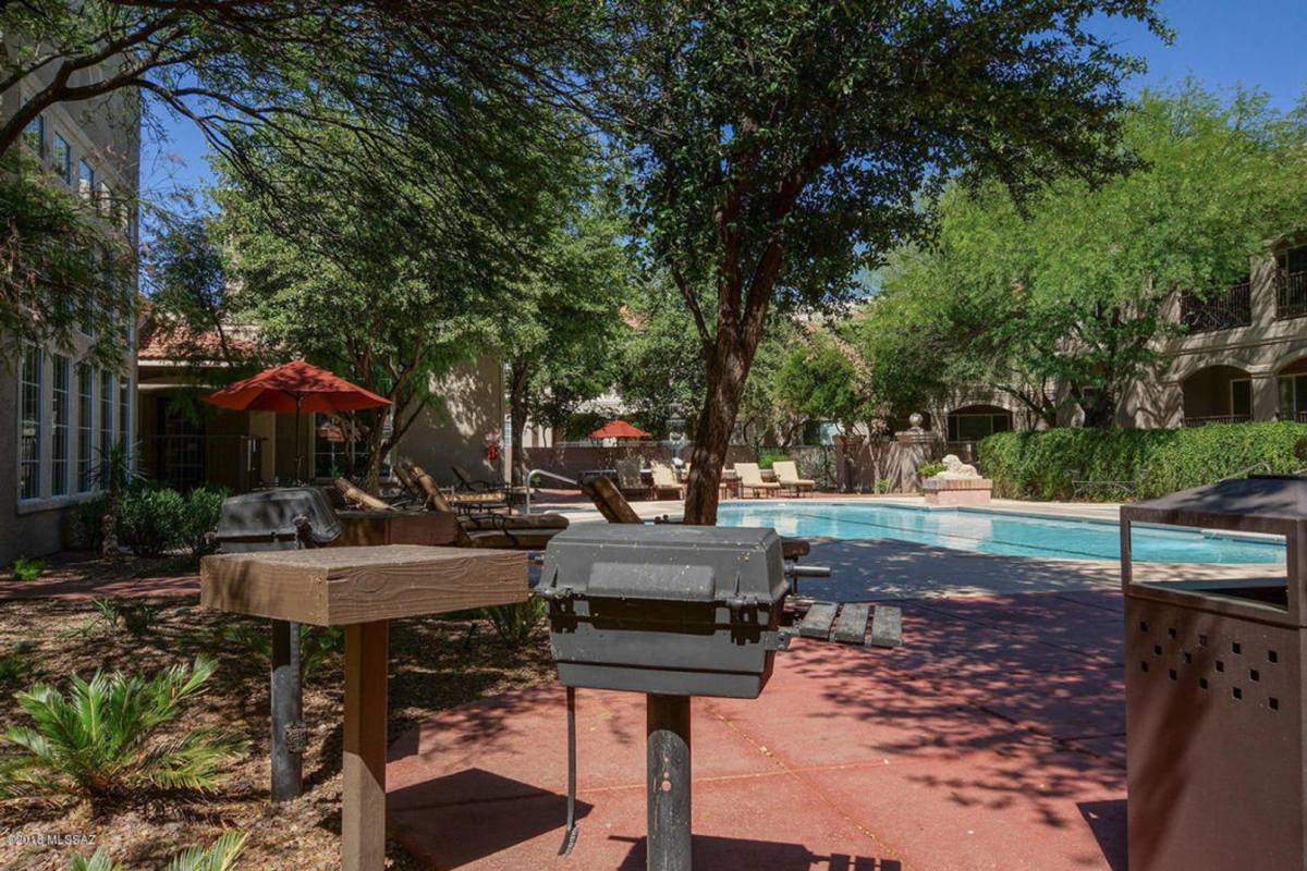 House for rent at 1500 E Pusch Wilderness Dr, Tucson, AZ 85737