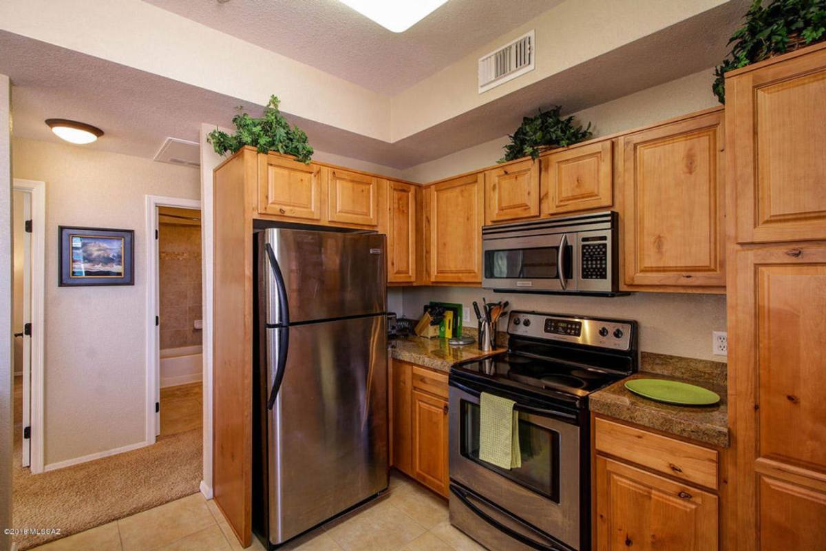 House for rent at 1500 E Pusch Wilderness Dr, Tucson, AZ 85737