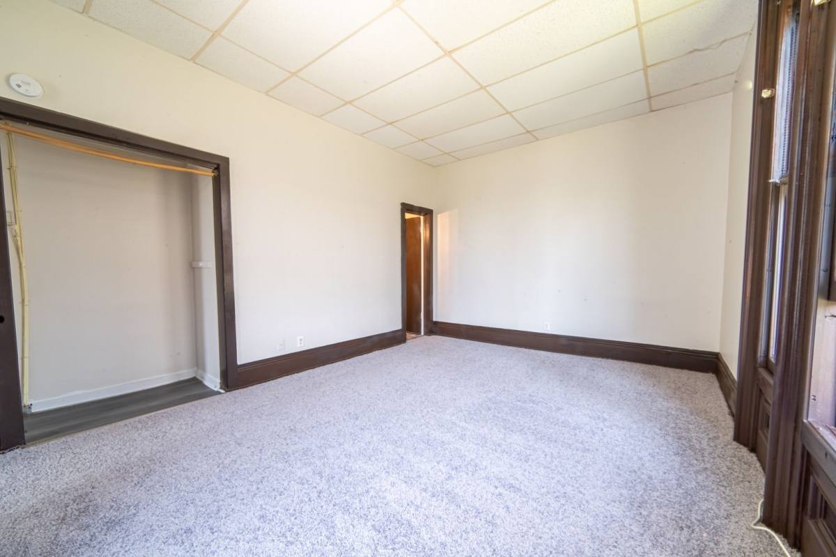 Apartment for rent at 125 W Commerce St, Bridgeton, NJ 08302