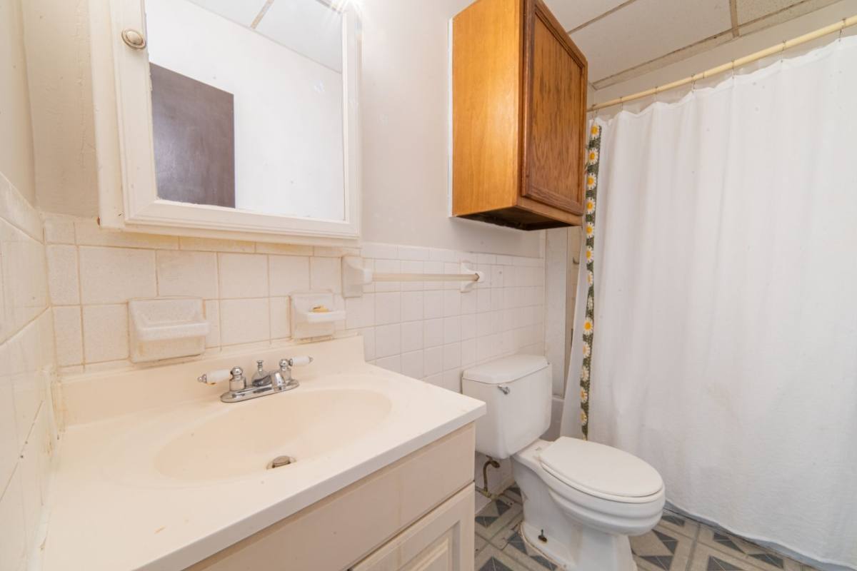 Apartment for rent at 125 W Commerce St, Bridgeton, NJ 08302