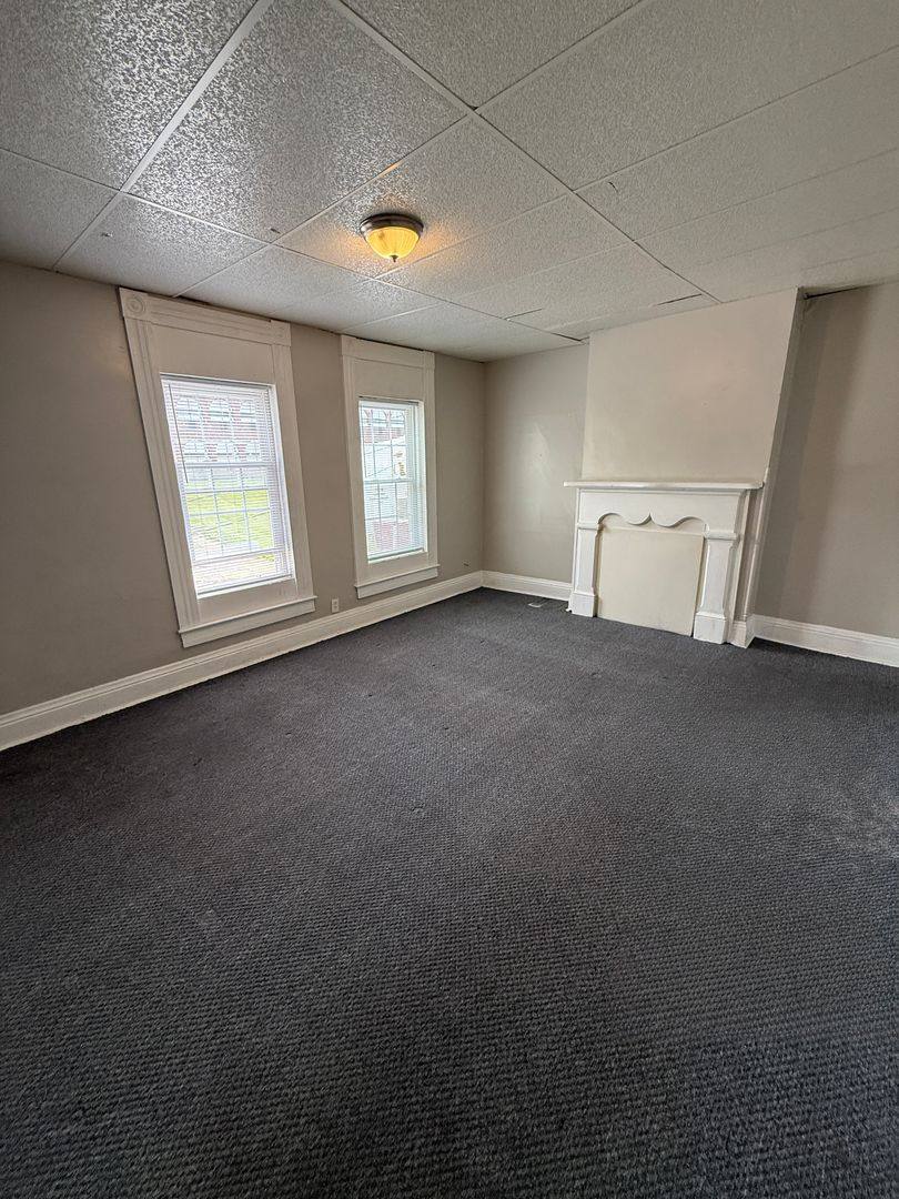 Apartment for rent at 101 W Walnut St, Washington, PA 15301