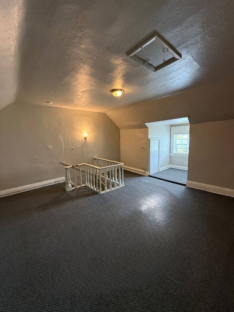 Apartment for rent at 101 W Walnut St, Washington, PA 15301