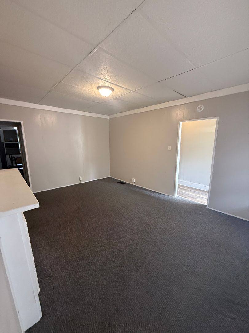 Apartment for rent at 101 W Walnut St, Washington, PA 15301