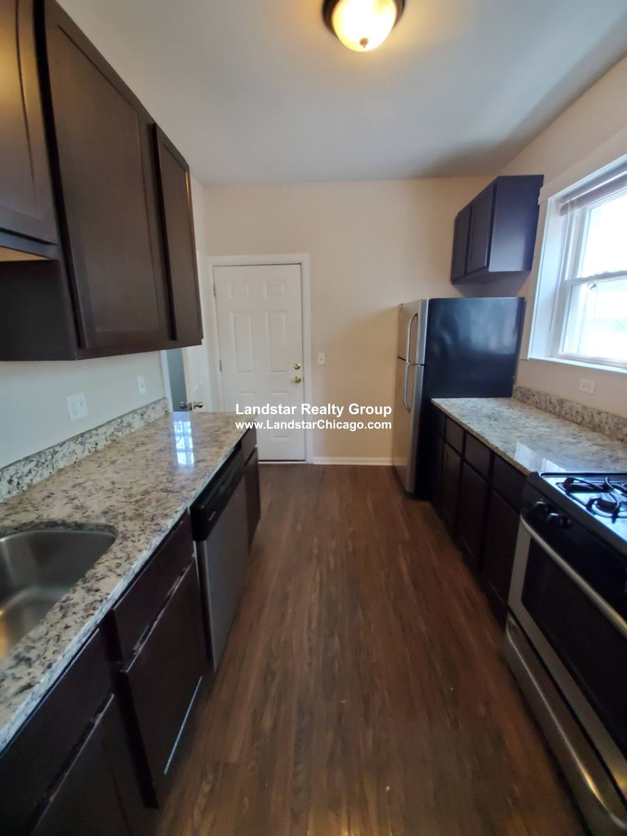 Apartment for rent at 4451 N Hamlin #1, Chicago, IL 60625
