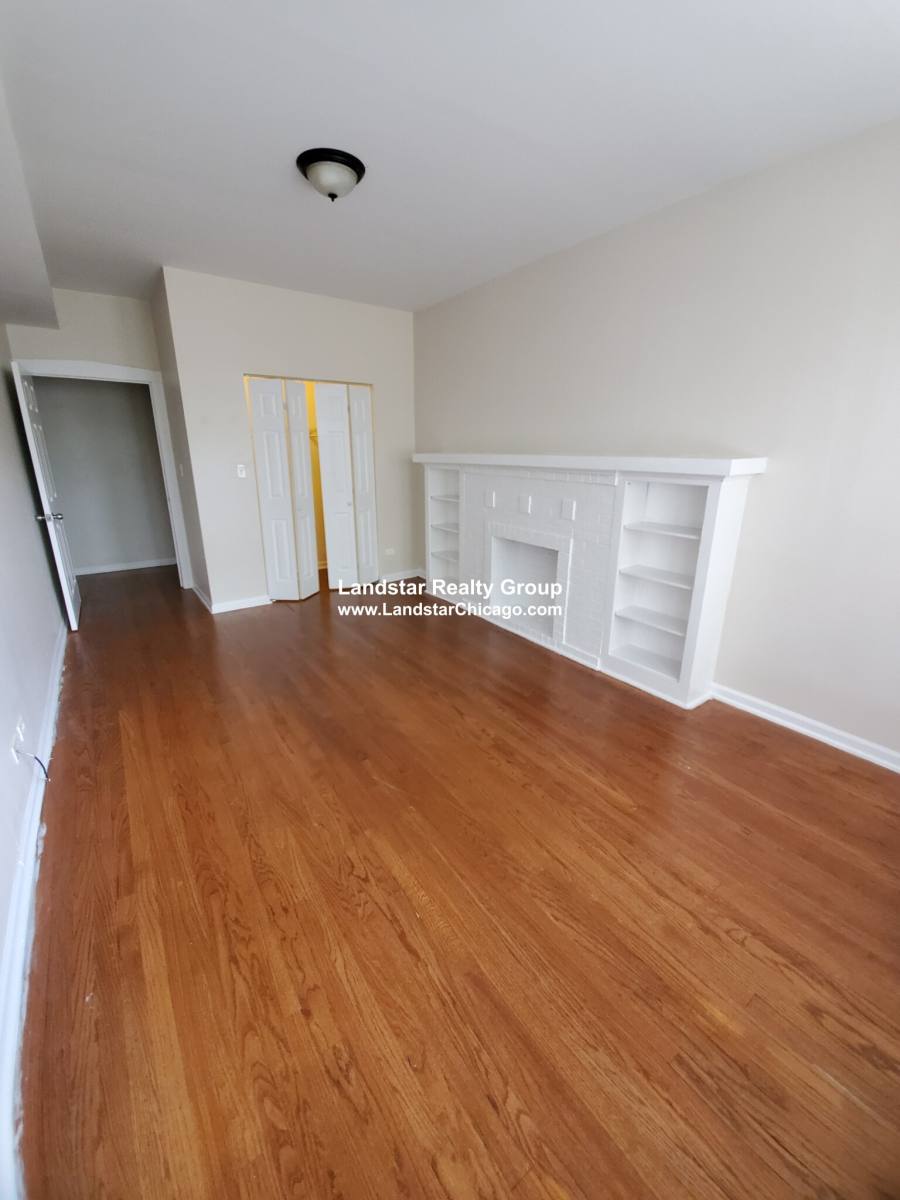 Apartment for rent at 4451 N Hamlin #1, Chicago, IL 60625