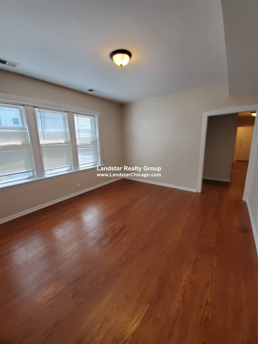 Apartment for rent at 4451 N Hamlin #1, Chicago, IL 60625