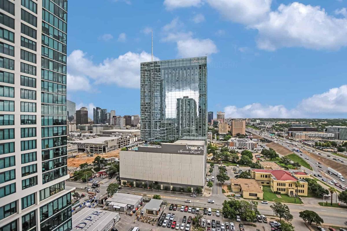 Apartment for rent at 611 Davis St #C6-25, Austin, TX 78701