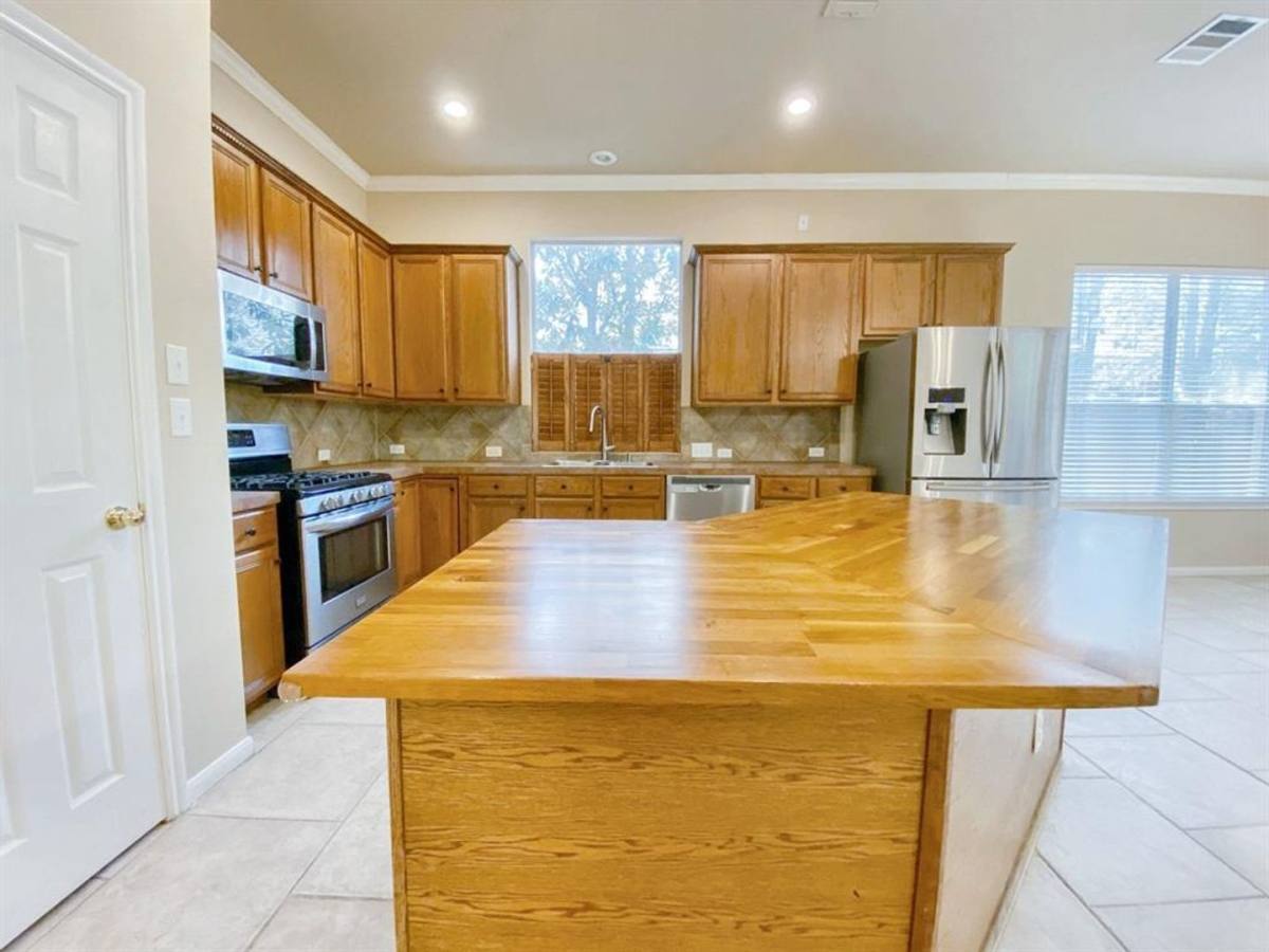 House for rent at 1904 Maize Bend Dr, Austin, TX 78727