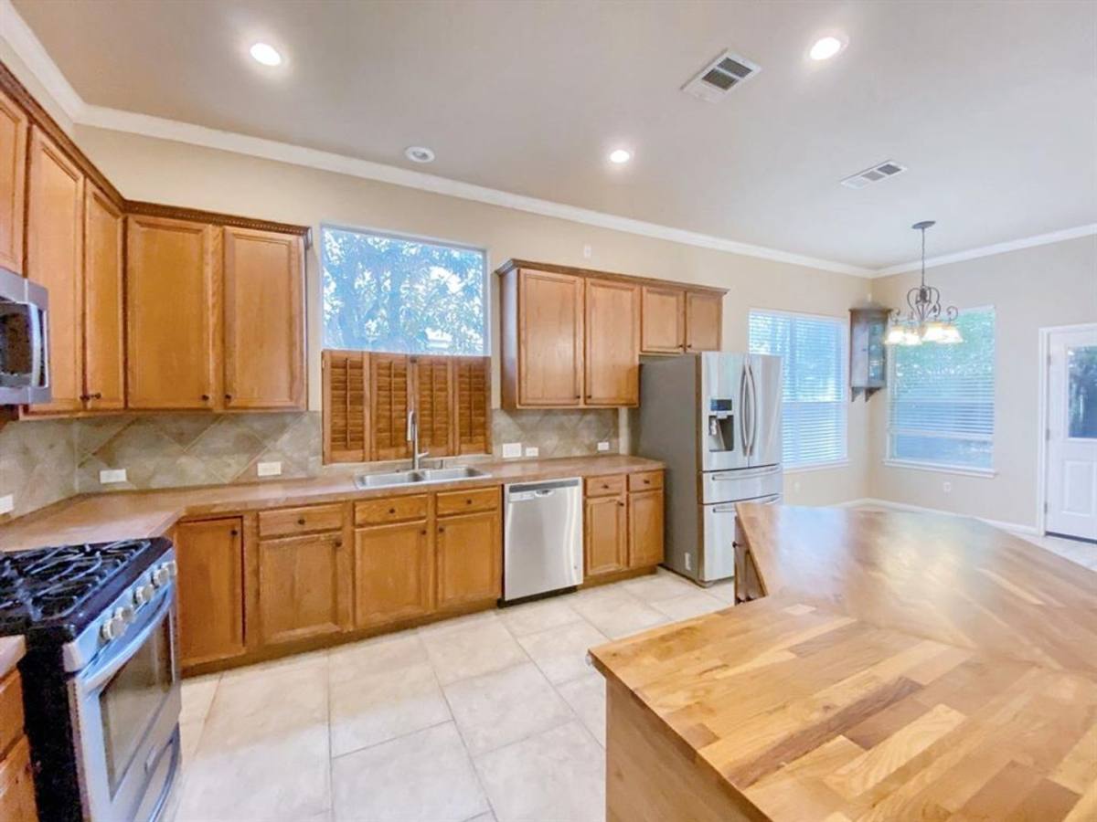 House for rent at 1904 Maize Bend Dr, Austin, TX 78727