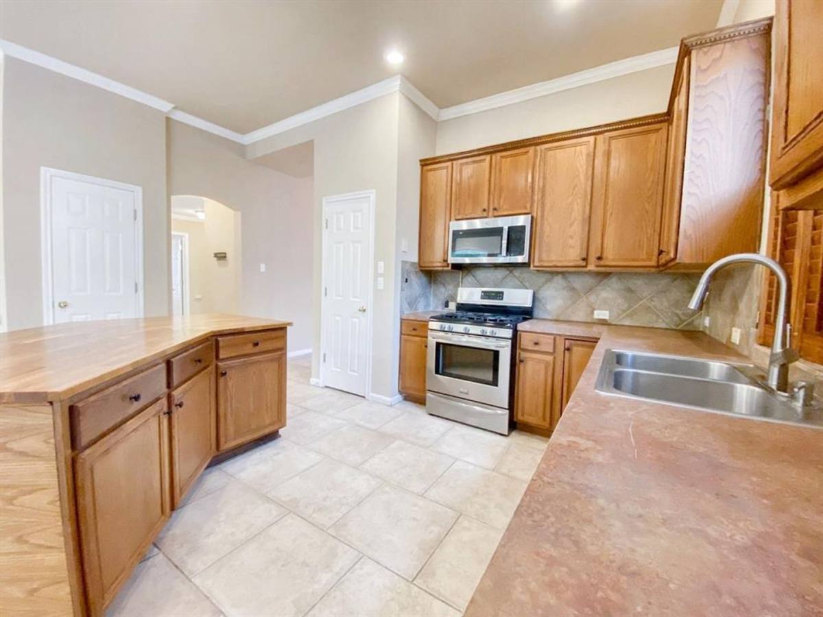 House for rent at 1904 Maize Bend Dr, Austin, TX 78727