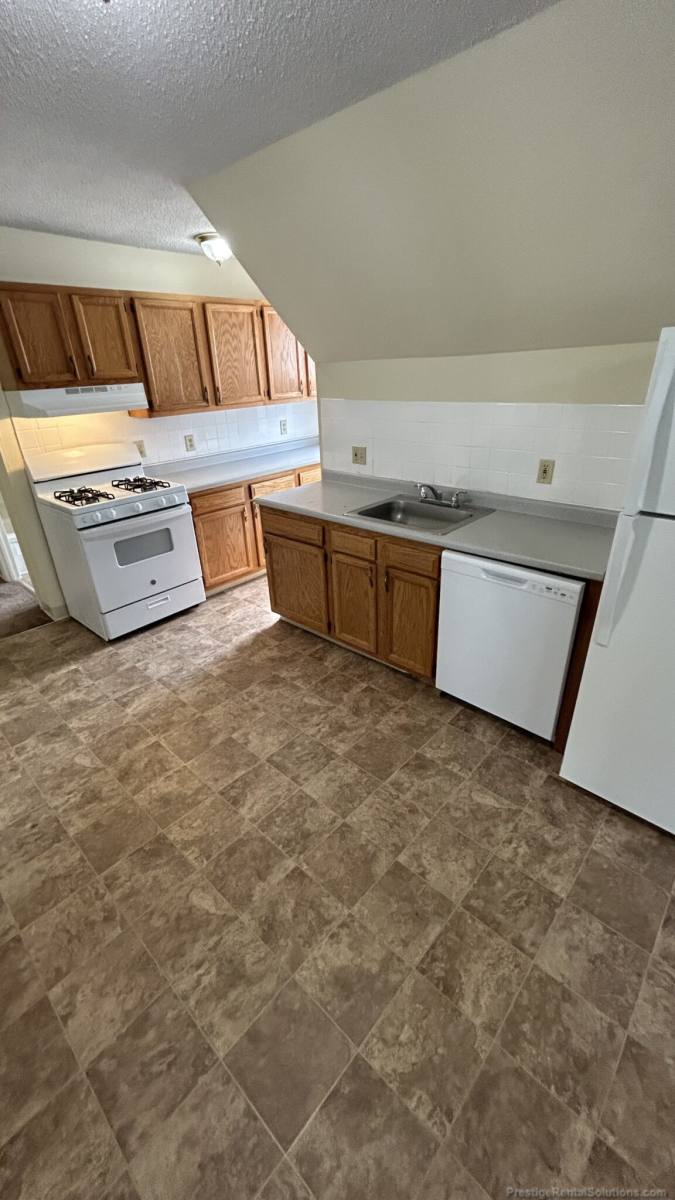 Apartment for rent at 80 Robbins St #5, Waltham, MA 02453