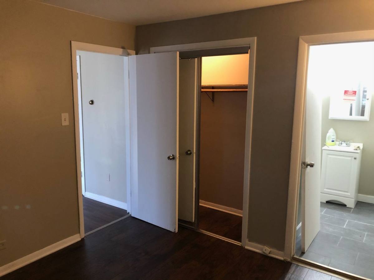 Apartment for rent at 12510 S Lincoln St, Riverdale, IL 60827