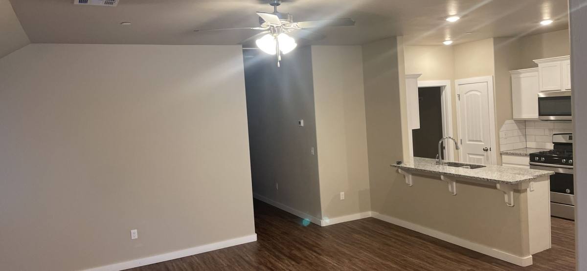 House for rent at 5212 Oakwood Villa Court, Bethany, OK 73008