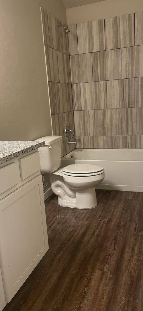 House for rent at 5212 Oakwood Villa Court, Bethany, OK 73008