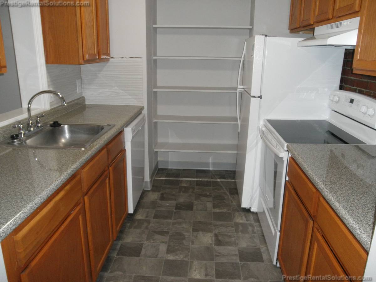 Apartment for rent at 36 Greentree Lane #12, South Weymouth, MA 02190