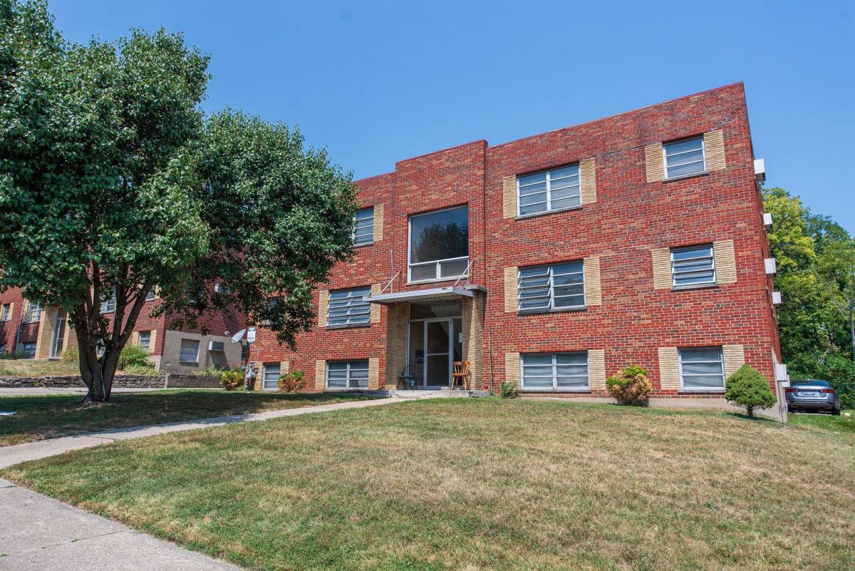Apartment for rent at 3302 Camvic Terrace, Cincinnati, OH 45211