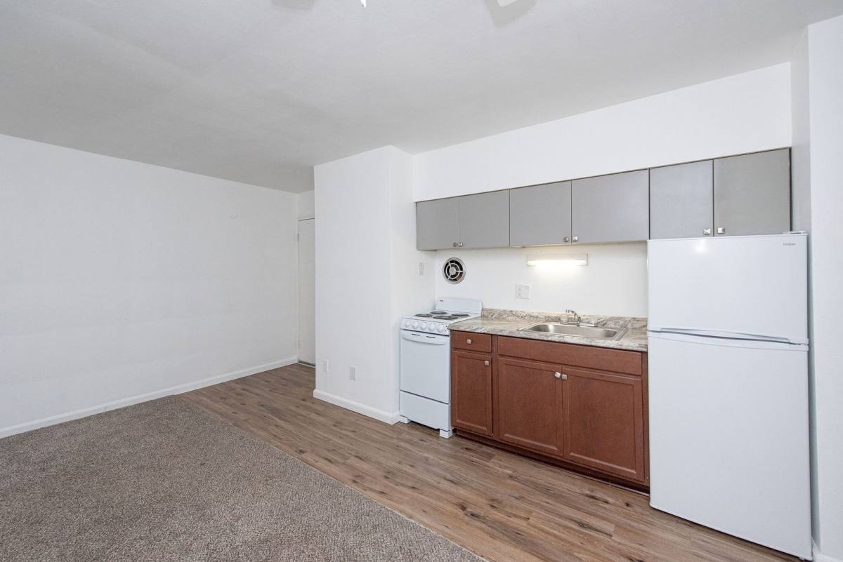 Apartment for rent at 3302 Camvic Terrace, Cincinnati, OH 45211