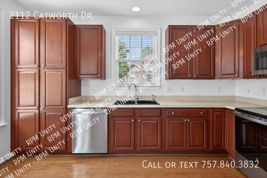 Condo for rent at 2112 Catworth Dr, Virginia Beach, VA 23456