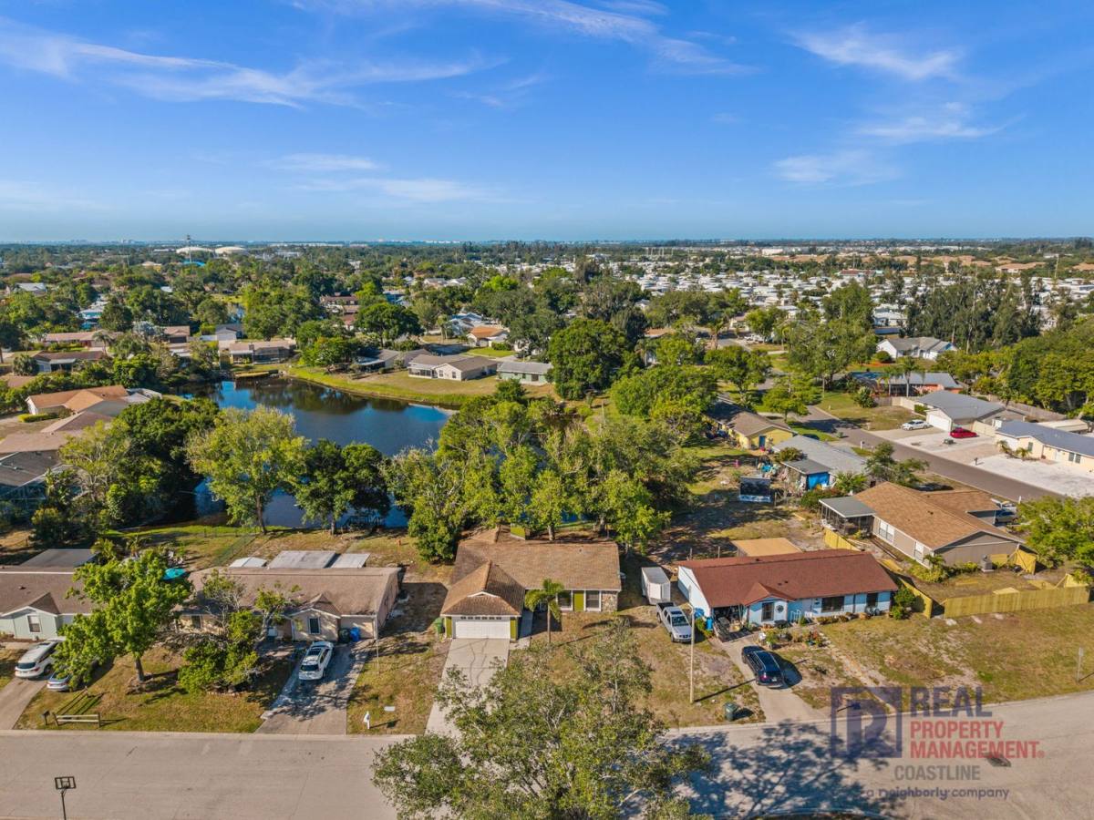 House for rent at 6507 35th Ave W, Bradenton, FL 34209