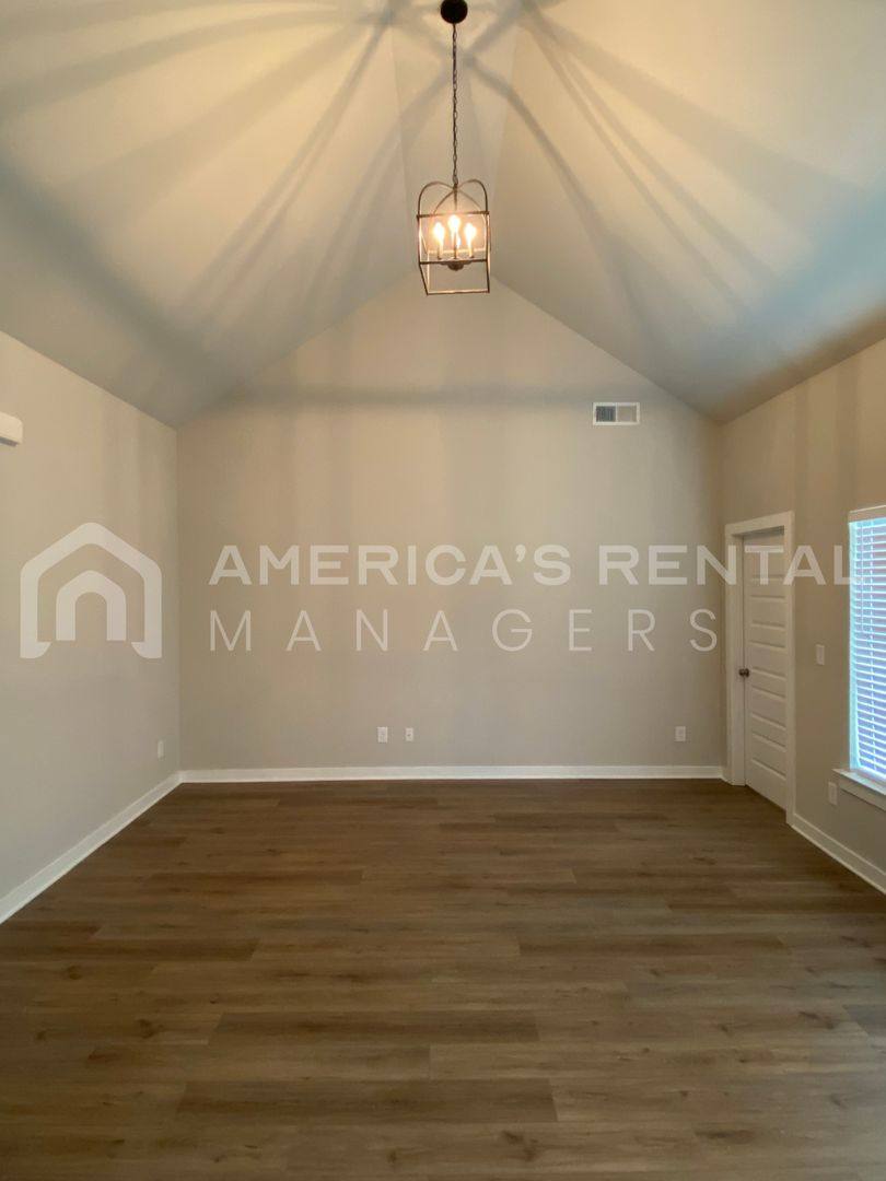 House for rent at 1300 Brookhaven Dr, Odenville, AL 35120