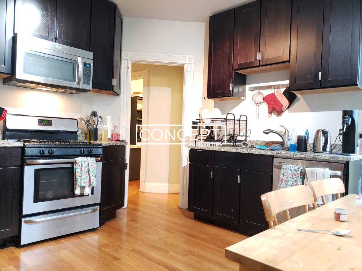 House for rent at 15 Cawfield St #1, Dorchester, MA 02125