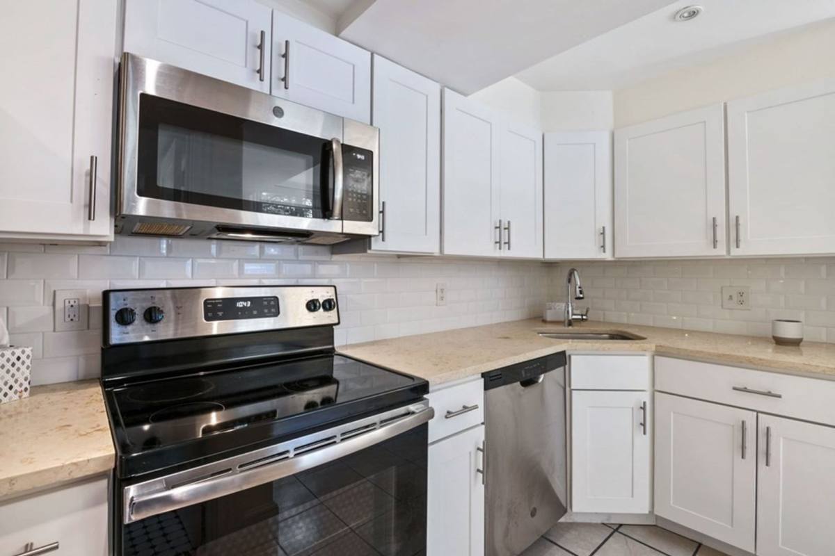 House for rent at 1981N C Ommmonwealth Ave, Brighton, MA 02135