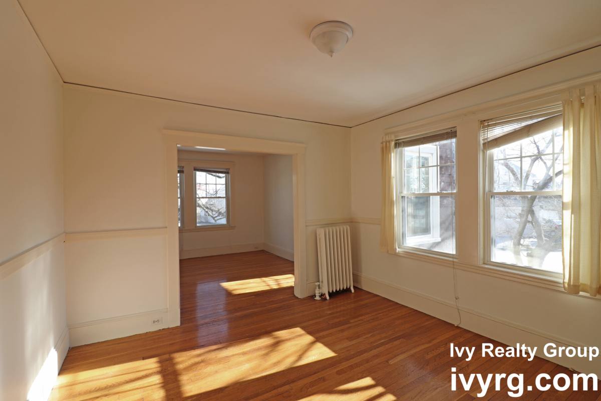 House for rent at 52-54 Maplewood #52, Watertown, MA 02472