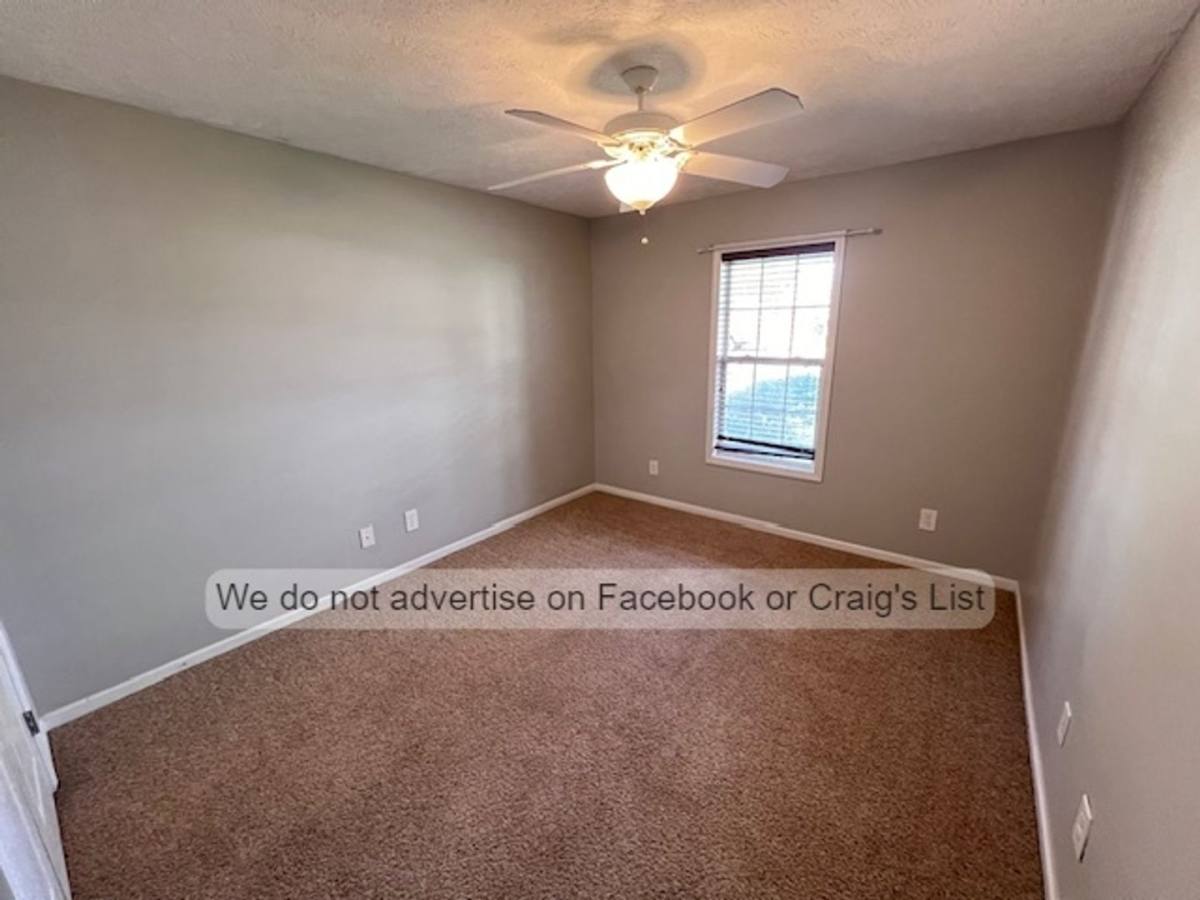 House for rent at 1233 Screech Owl Dr, Hope Mills, NC 28348