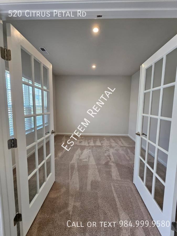 House for rent at 520 Citrus Petal Rd, Fuquay Varina, NC 27526