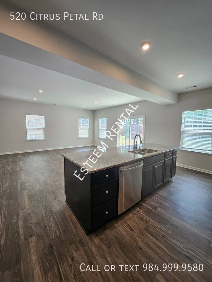 House for rent at 520 Citrus Petal Rd, Fuquay Varina, NC 27526