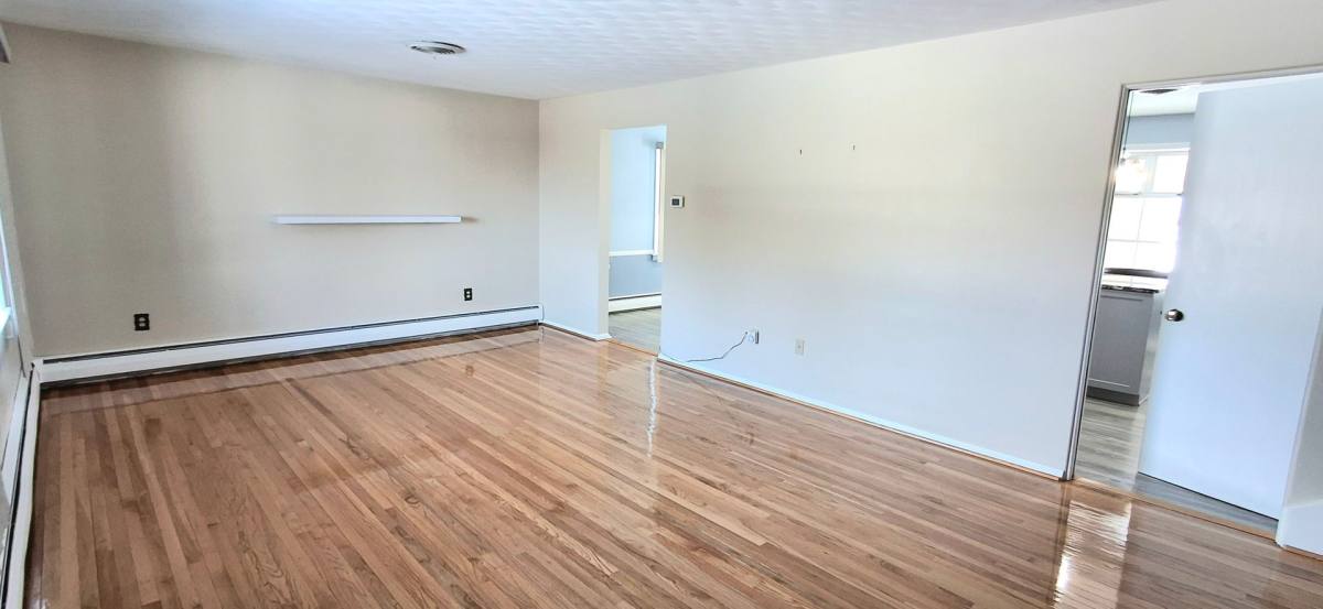 House for rent at 10 Carson Lane, Red Lion, PA 17356