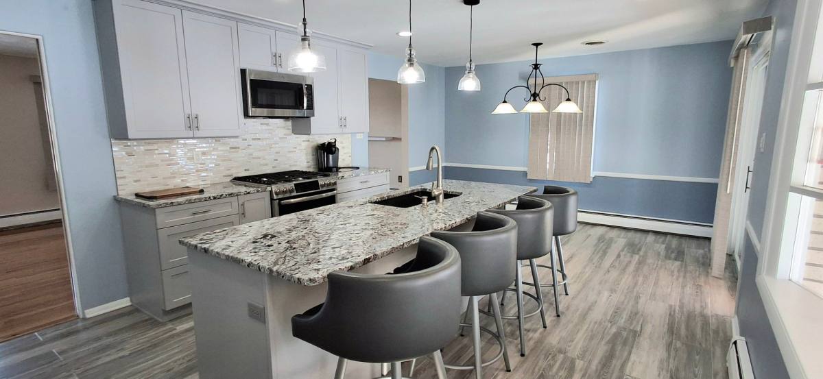 House for rent at 10 Carson Lane, Red Lion, PA 17356