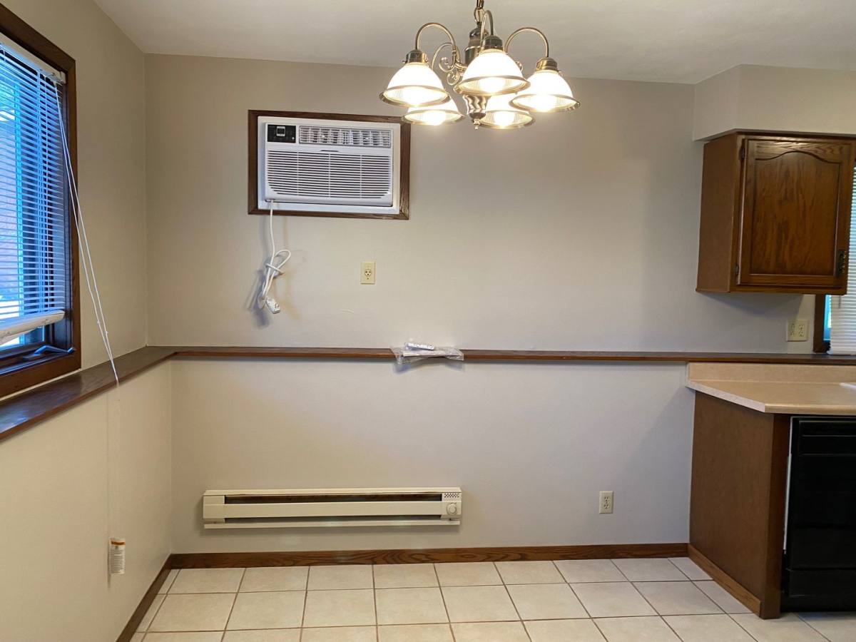 Apartment for rent at 5165 Cheney Dr, South Beloit, IL 61080