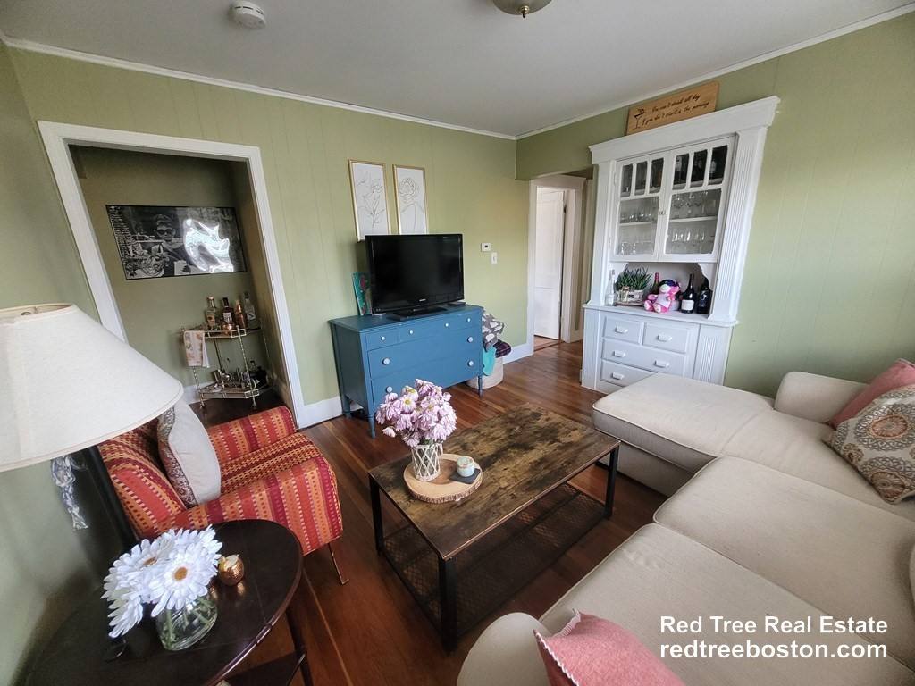 Apartment for rent at 31 Lyman Ave #1, Medford, MA 02155