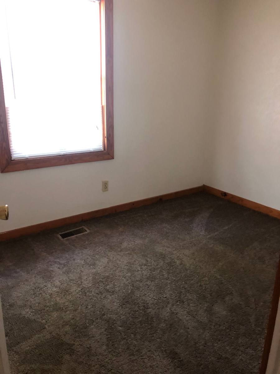 Apartment for rent at 204 E 16th St, Bloomington, IN 47408