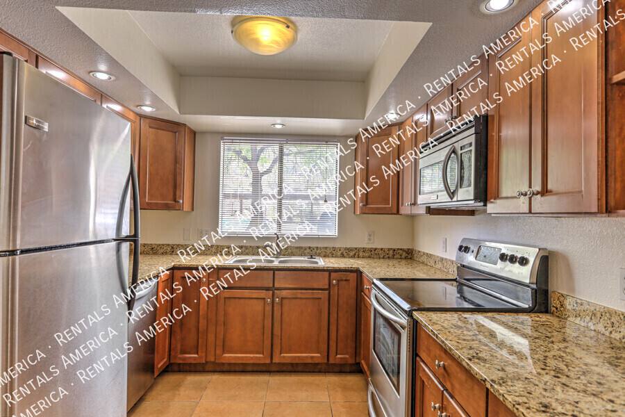Condo for rent at 7255 E Snyder Rd #10104, Tucson, AZ 85750