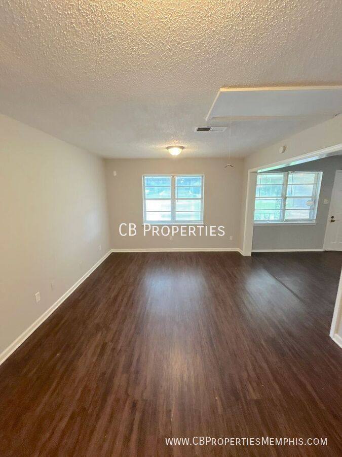 House for rent at 5457 Millbranch Rd, Memphis, TN 38116