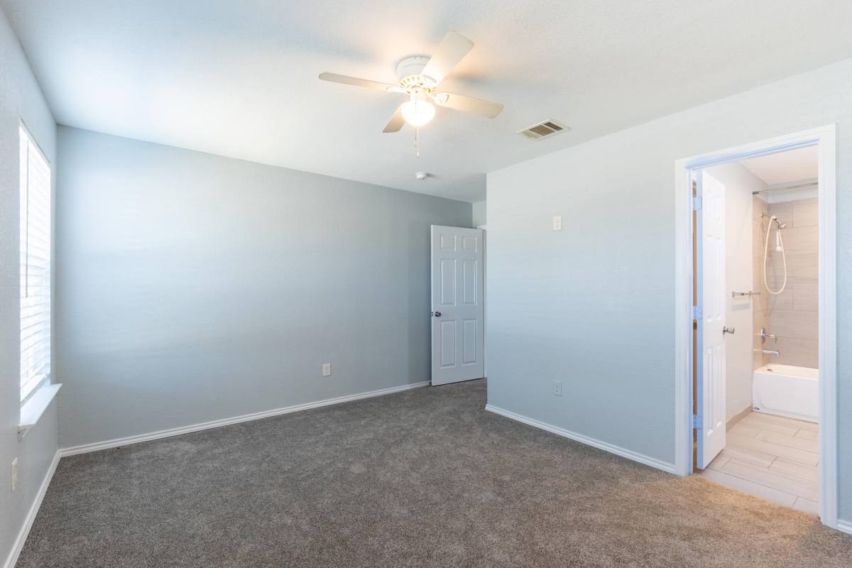 Apartment for rent at 6918 Crestway Dr #2, San Antonio, TX 78239
