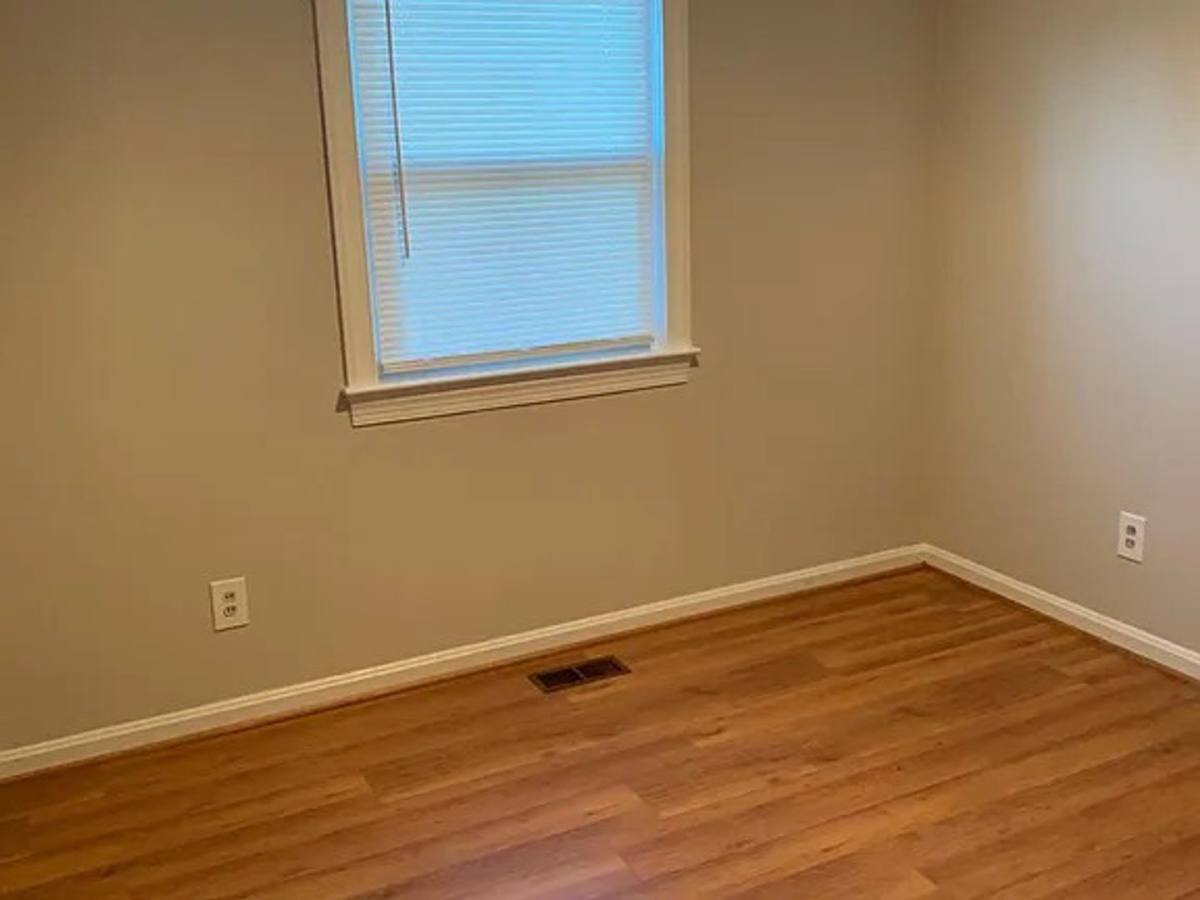 House for rent at 10 Mammoth Oak Rd, Newport News, VA 23606