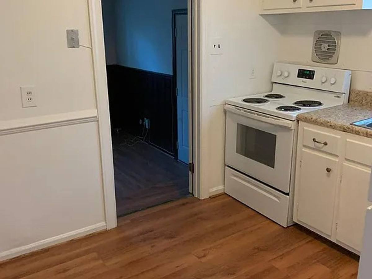 House for rent at 10 Mammoth Oak Rd, Newport News, VA 23606