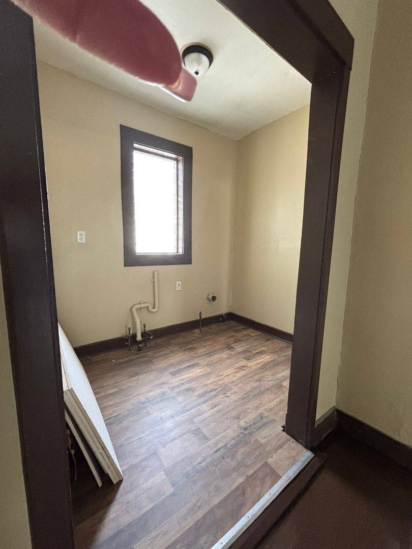 House for rent at 412 Wayne Ave Front, Ellwood City, PA 16117