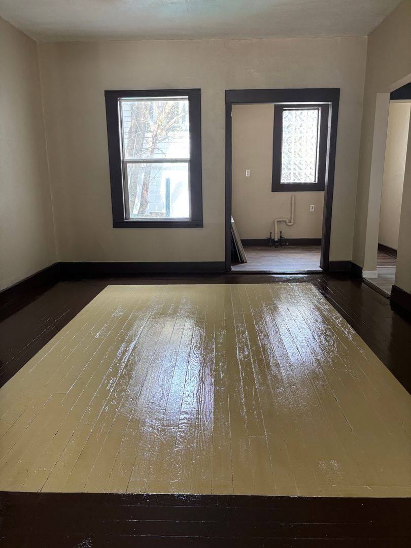 House for rent at 412 Wayne Ave Front, Ellwood City, PA 16117