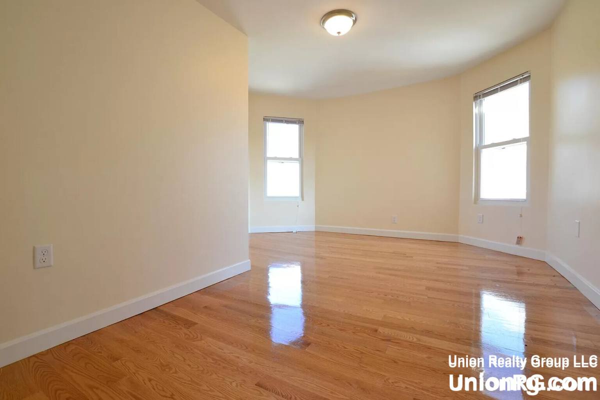 Apartment for rent at 21 Weitz St #1, Allston, MA 02134