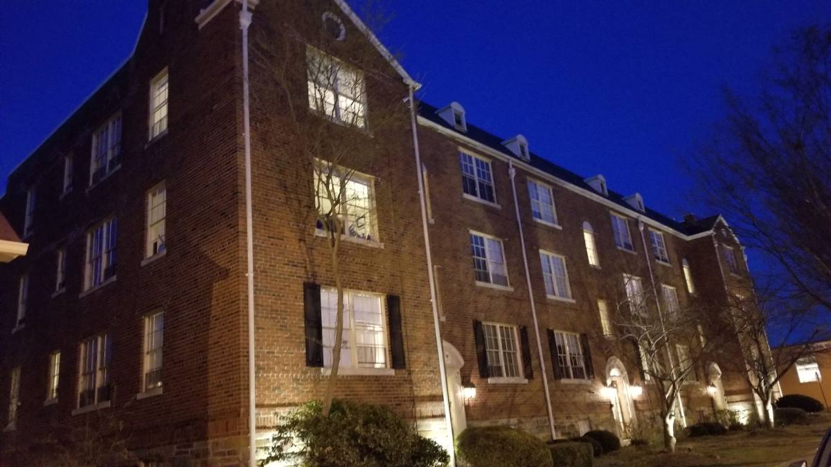 Apartment for rent at 2701-2705 Mount Vernon Ave, Alexandria, VA 22301
