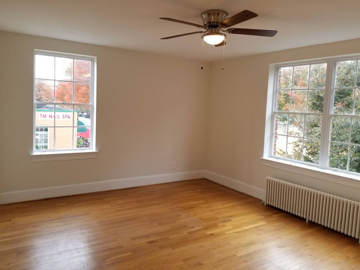 Apartment for rent at 2701-2705 Mount Vernon Ave, Alexandria, VA 22301
