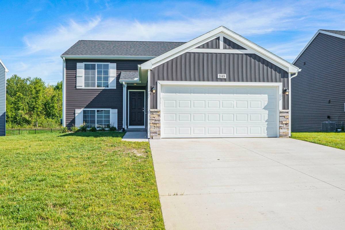 House for rent at 16507 Bedington Dr, Linden, MI 48451