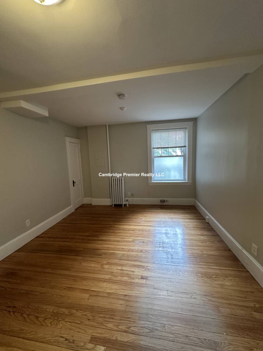 Apartment for rent at 156 Summer St #101, Somerville, MA 02143